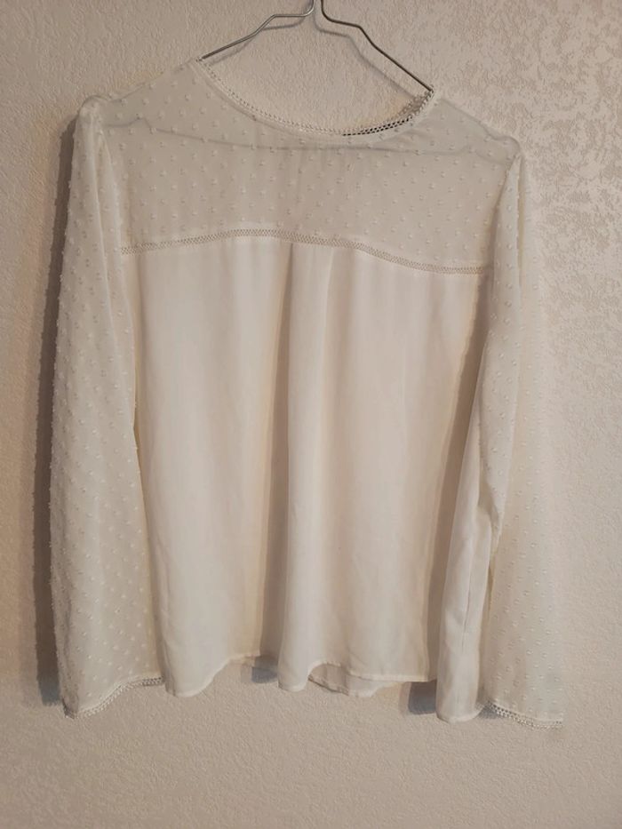Tunique légère dentelle blanche élégant chic old money