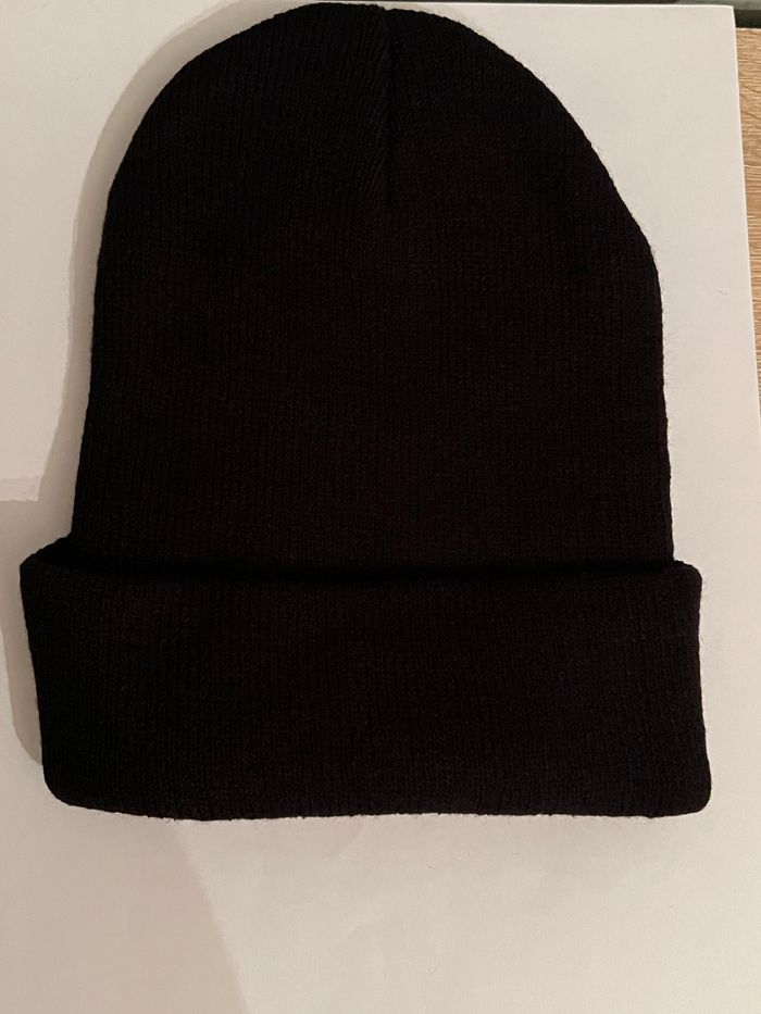 Bonnet en laine Stitch - photo numéro 4