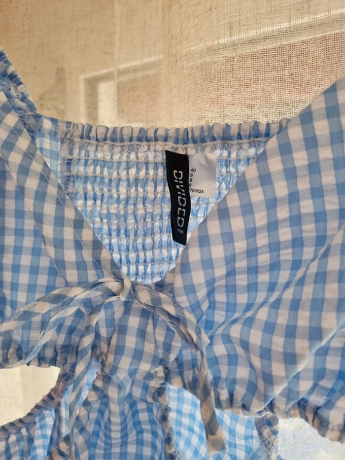 Robe courte ouverte sur le côté - photo numéro 6