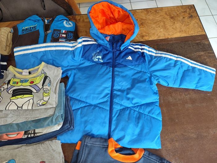 Lot vêtements garçon 2 ans 24 mois - photo numéro 2