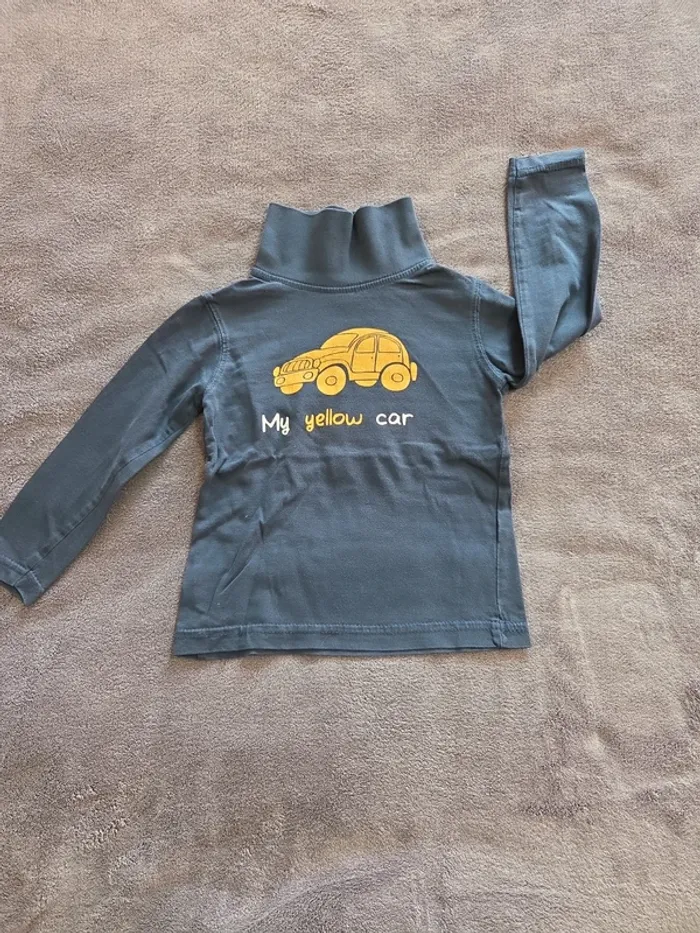Tee-shirt manches longues col roulé 🌸 3 ans