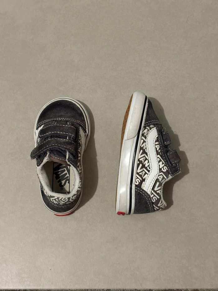 Lot de chaussure taille 20 et 21 - photo numéro 4