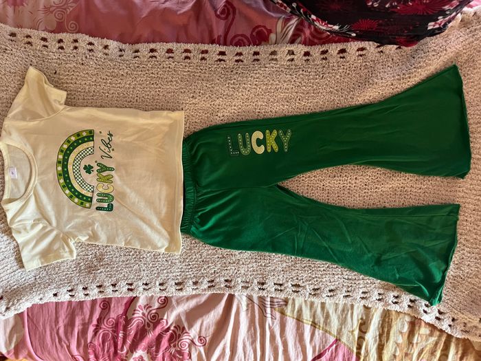 Tenue/ensemble Saint Patrick fille 5 ans
