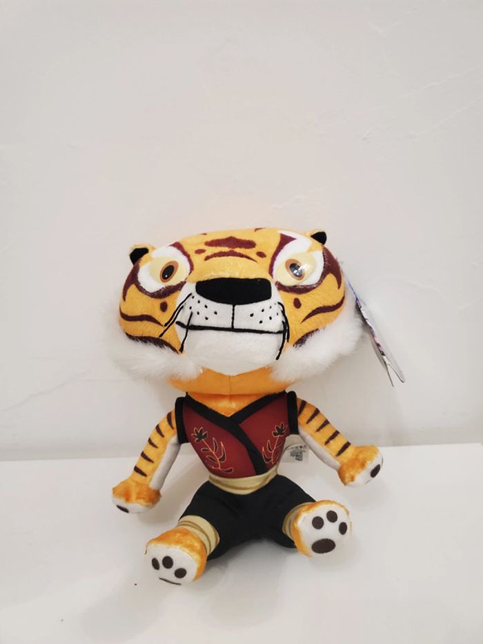 Kung Fu Panda peluche de Maître Tigresse neuf avec étiquette. Big Headz DreamWorks 30 cm environ