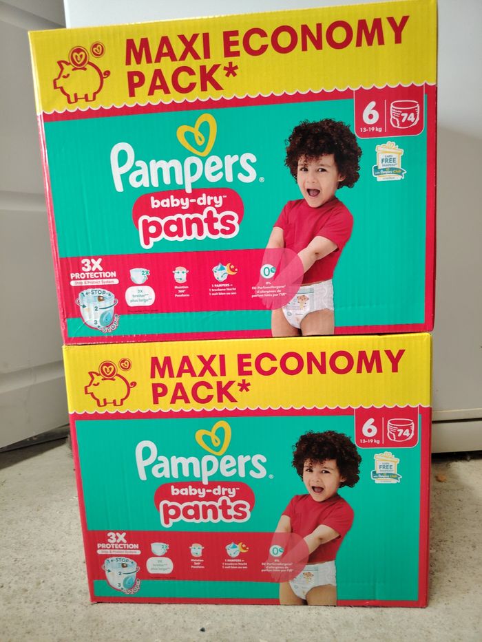 Lot de 2 cartons de 94 couches pampers pants en taille 6,
148 couches aux total