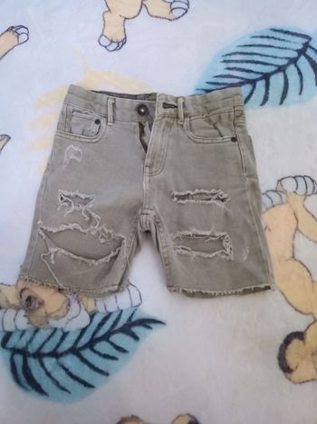 Short effet usé _ Zara _ 5 ans _ 110 cm