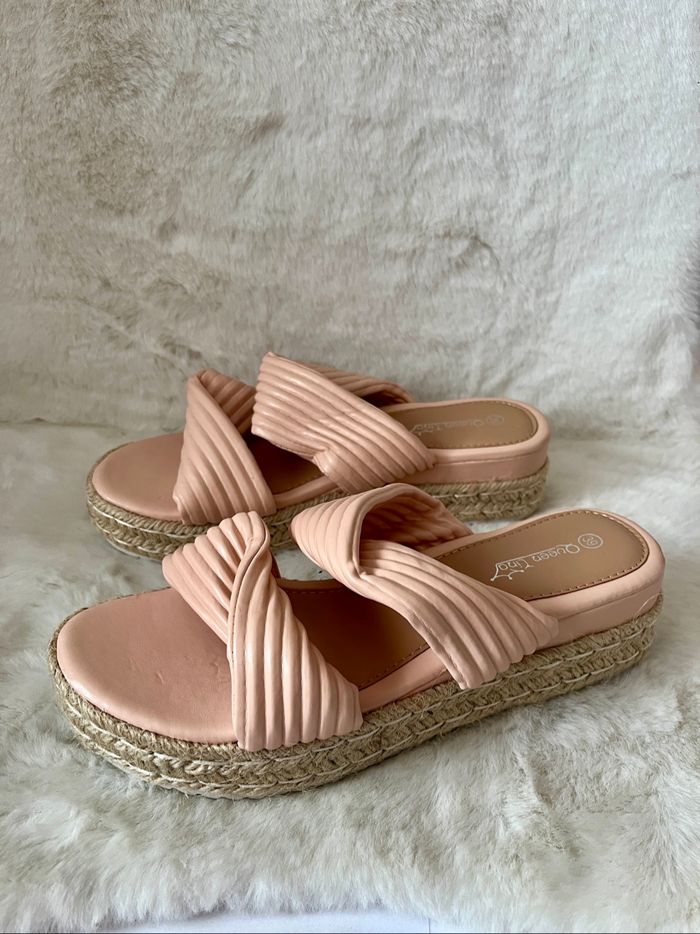 Sandales, claquettes beiges rosées 39 - photo numéro 2