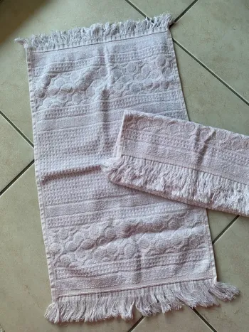 Lot de 2 serviettes essuies main rose clair