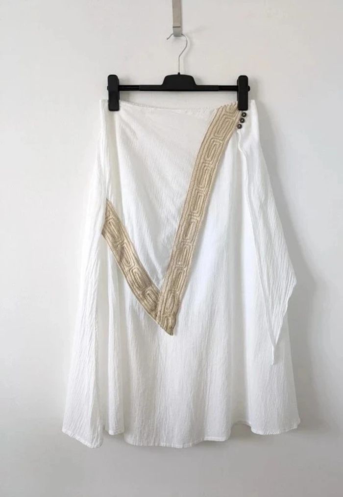 Jupe mi longue ample avec broderie - taille L - photo numéro 1