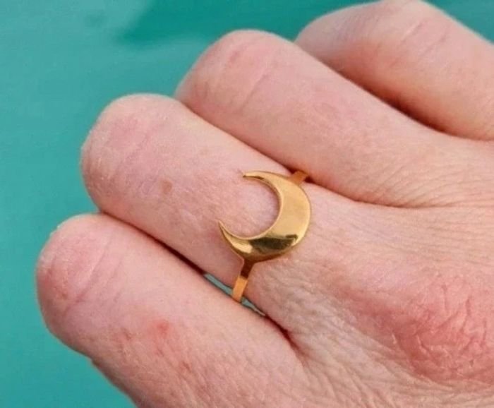 Bague croissant de lune taille 52 plaqué or