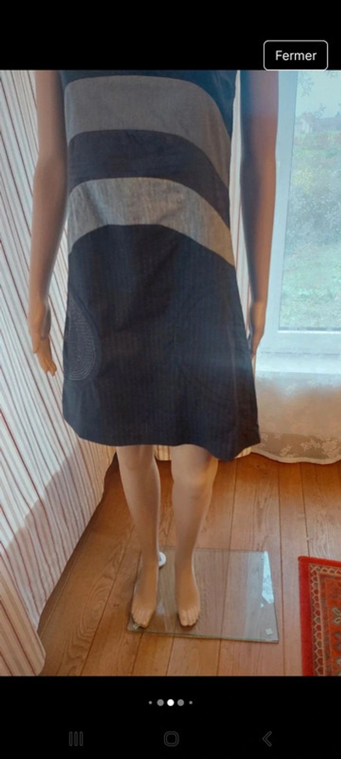 Jolie Robe grise Desigual t 38 - photo numéro 6