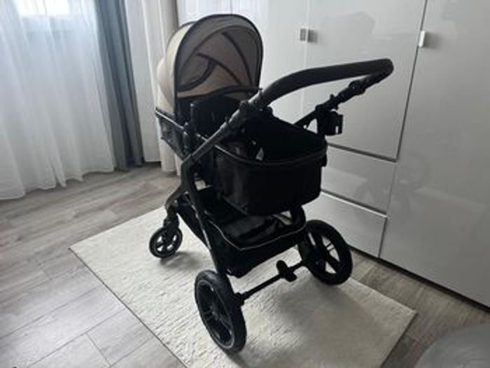 Poussette 3 en 1 + cosy + accessoires - photo numéro 4