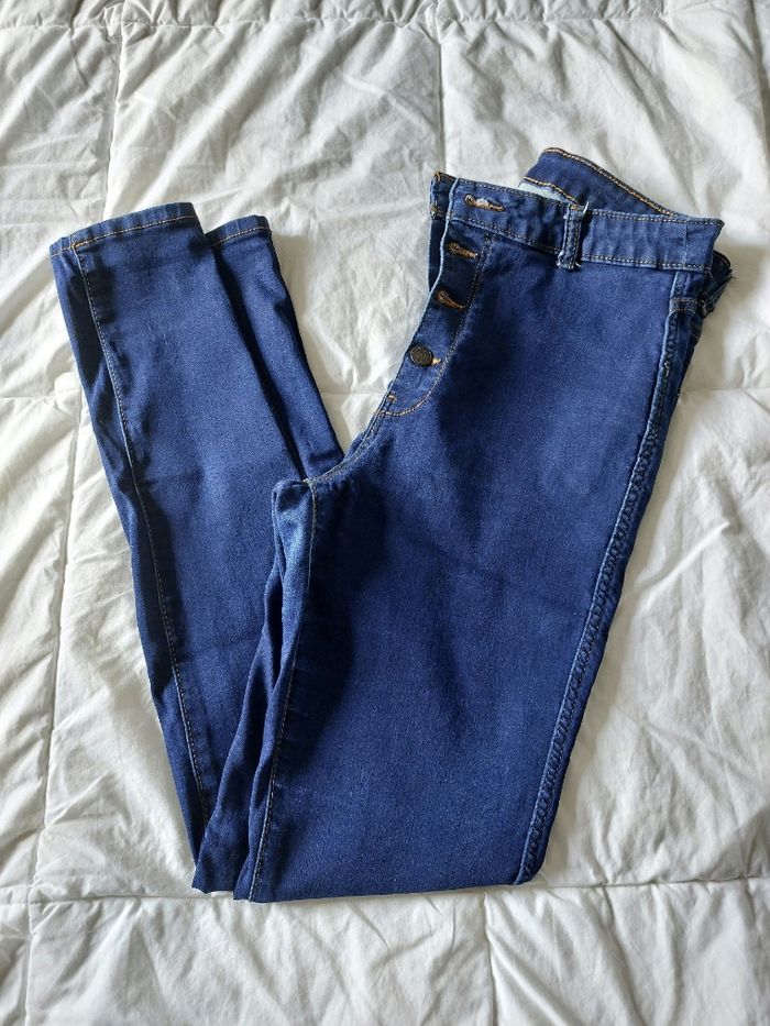 Jean ..