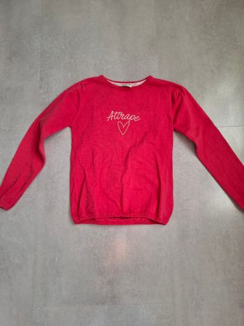 Pull tape à l'oeil 8 ans