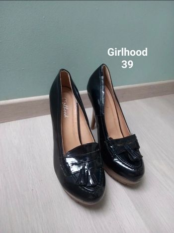 Chaussures à tallons taille 39