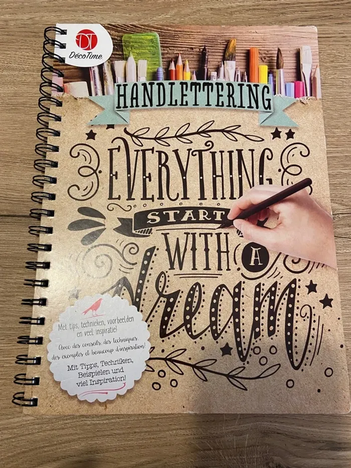 Livre decotime calligraphie