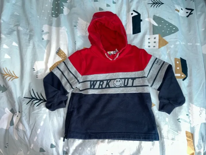 Sweat smiley orchestra