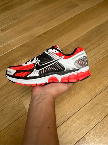 Nike Zoom Vomero 5 Bright Crimson