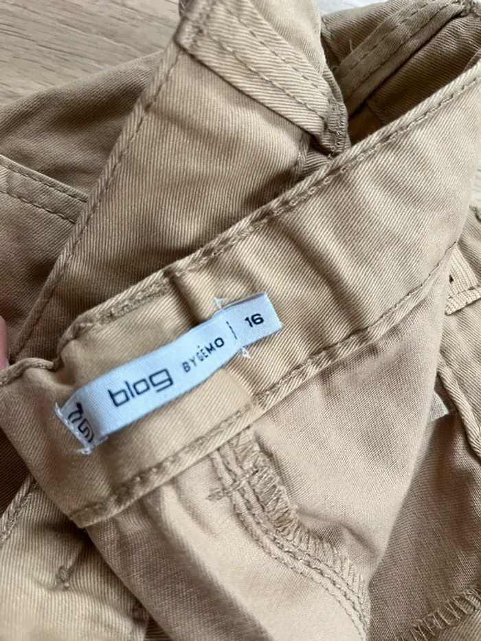 Pantalon beige - photo numéro 2