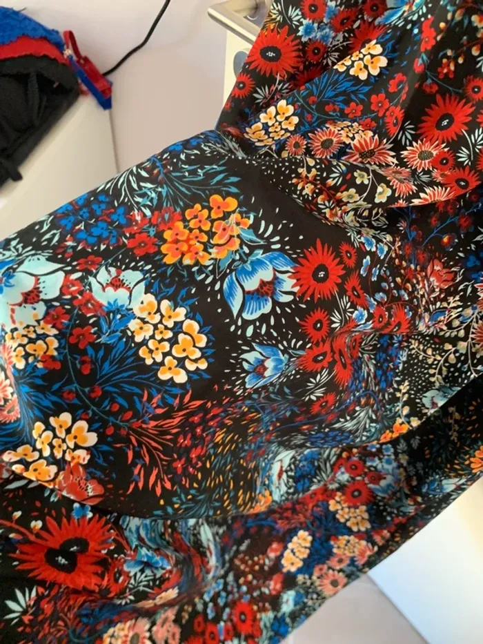 Robe longue asymétrique à manche courte noire à fleur Vintage Love taille S/M - photo numéro 6