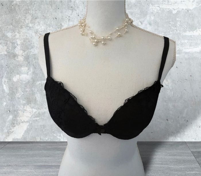 Lingerie dentelle noire taille 36 bonnet A