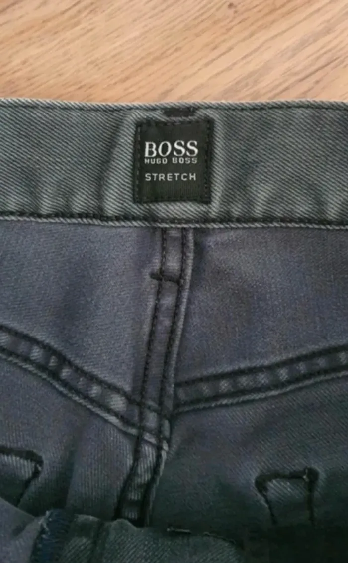 Jeans Hugo Boss 31/32 - photo numéro 7