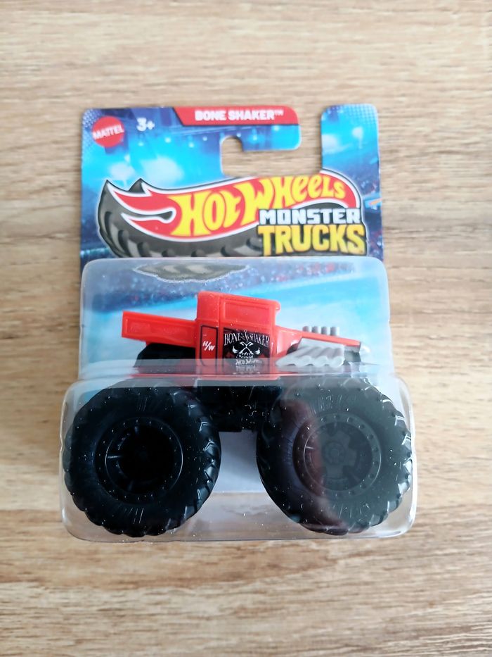Lot de 6 Hot Wheels Monster Trucks 1:70 - photo numéro 3