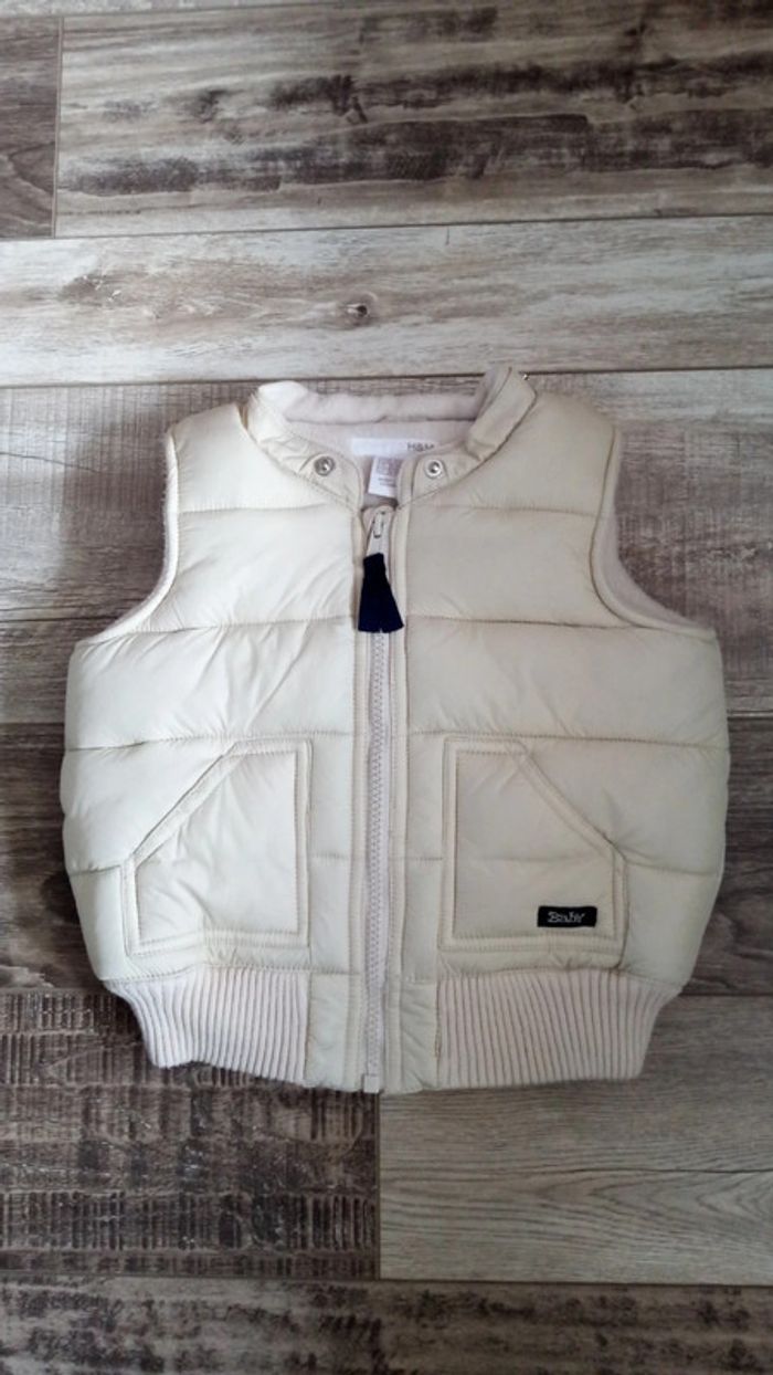 doudoune sans manches H&M taille 9/12 mois