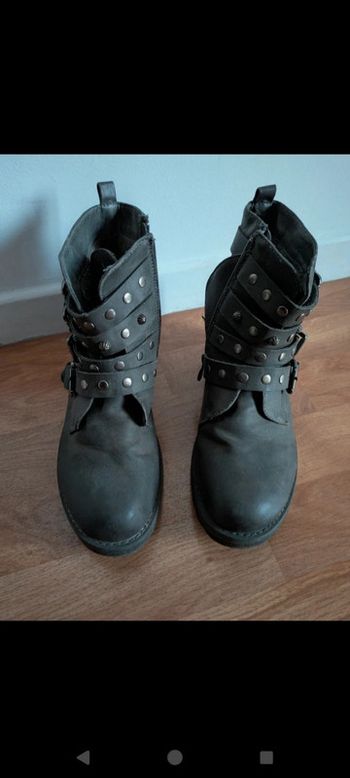 Boots style rangers