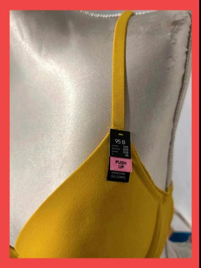 Petits prix :)  Soutien-gorge - photo numéro 2