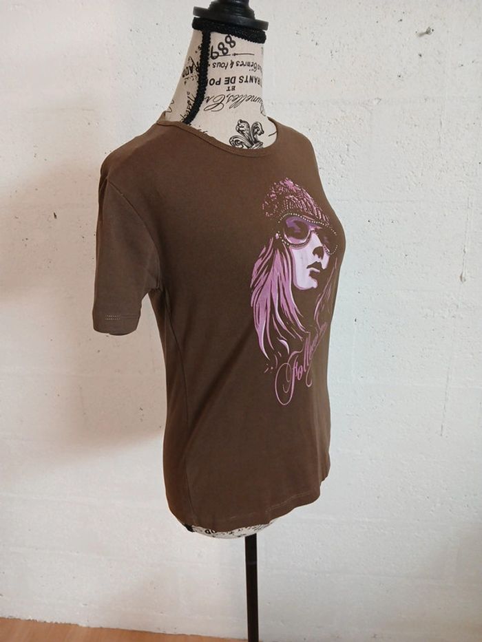 T shirt coton  Taille 3 UP bon etat - photo numéro 2