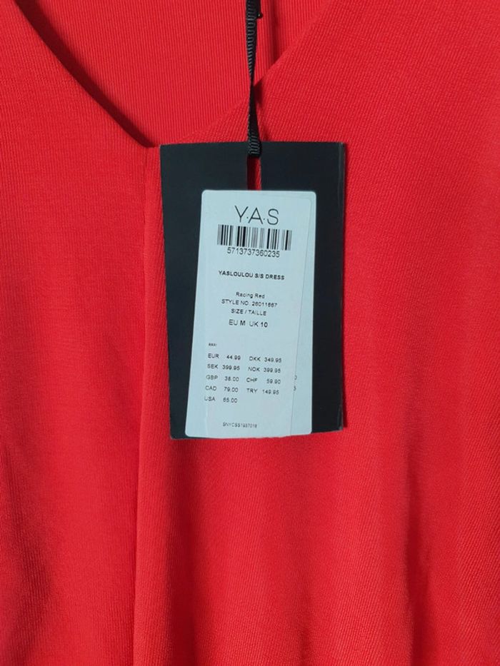 Robe rouge yas - photo numéro 5