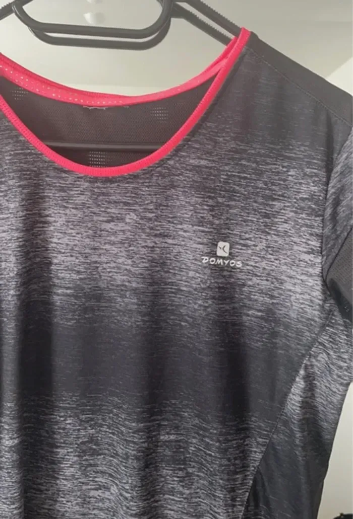 Tee shirt sport - photo numéro 2