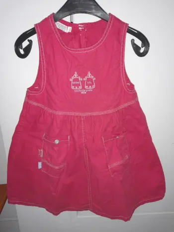 Robe rouge 3 ans