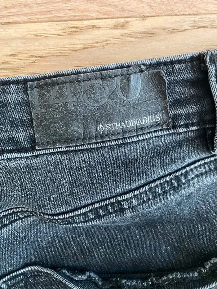 Jeans stradivarius taille haute - photo numéro 7