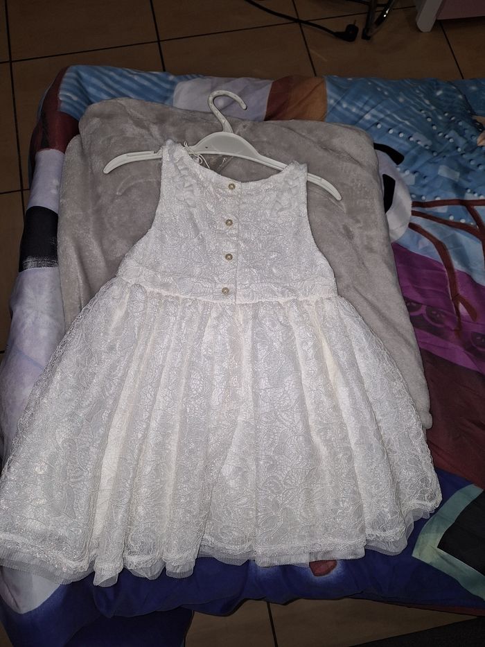 Robe de cérémonie - photo numéro 2