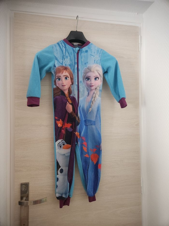 Pyjama polaire La reine des neiges taille 4 ans - photo numéro 1