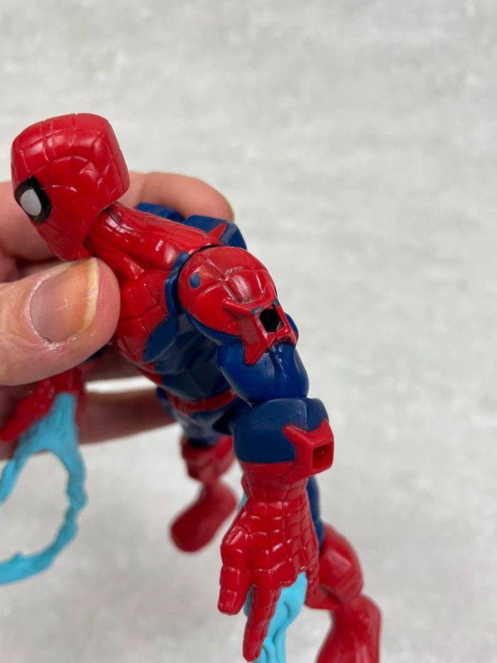 Figurine articulée Spiderman disney Marvel - photo numéro 4