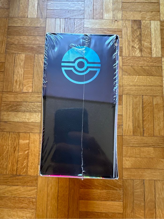 ETB Dracaufeu Pokémon Flammes Fantasmagoriques - ME02 - photo numéro 3