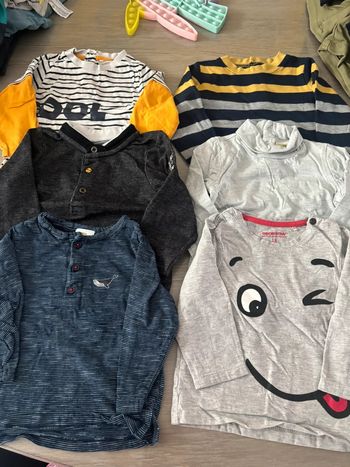Lot tee shirt manche longue 18 mois