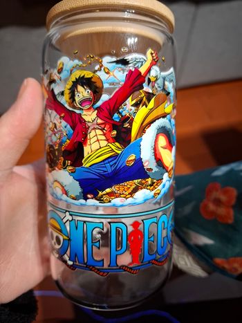 Magnifique Verre Onepiece neuf avec paille en verre