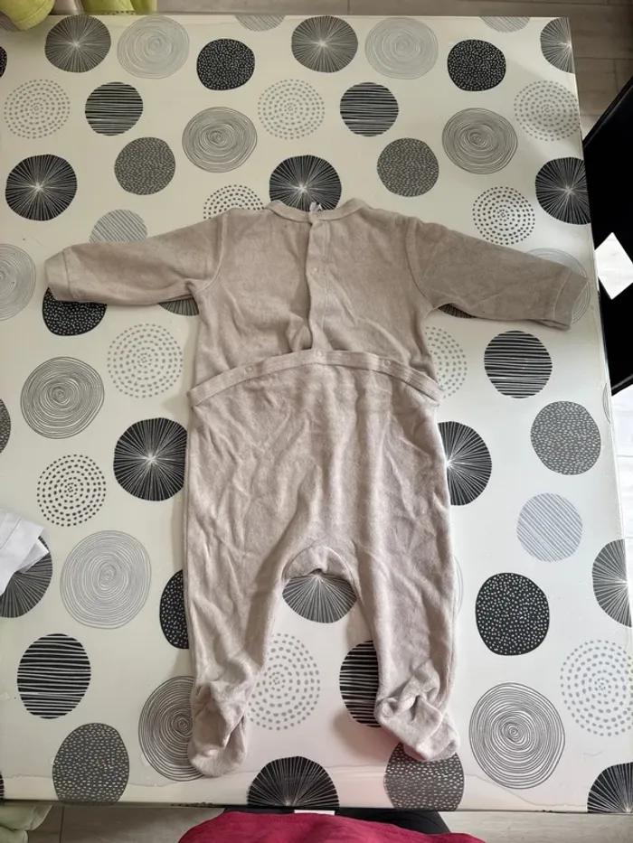 Pyjama - photo numéro 2