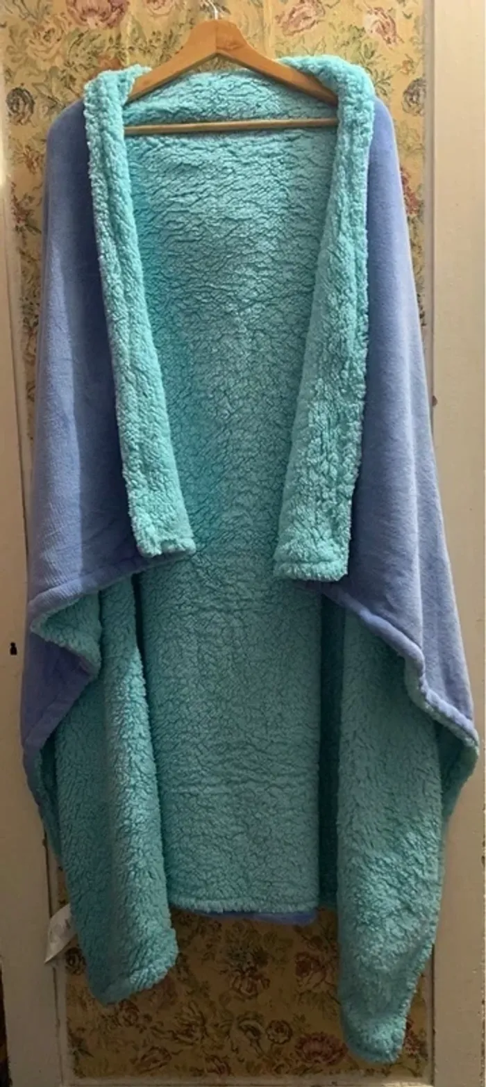 Plaid capuche Stitch - photo numéro 2