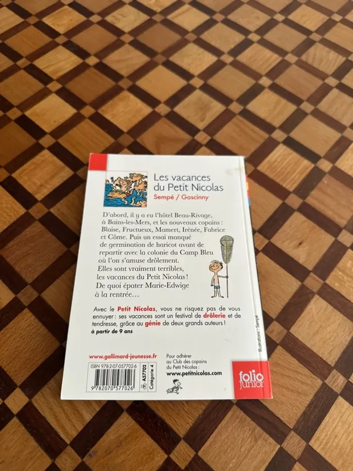 Livre Les Vacances du Petit Nicolas - photo numéro 2