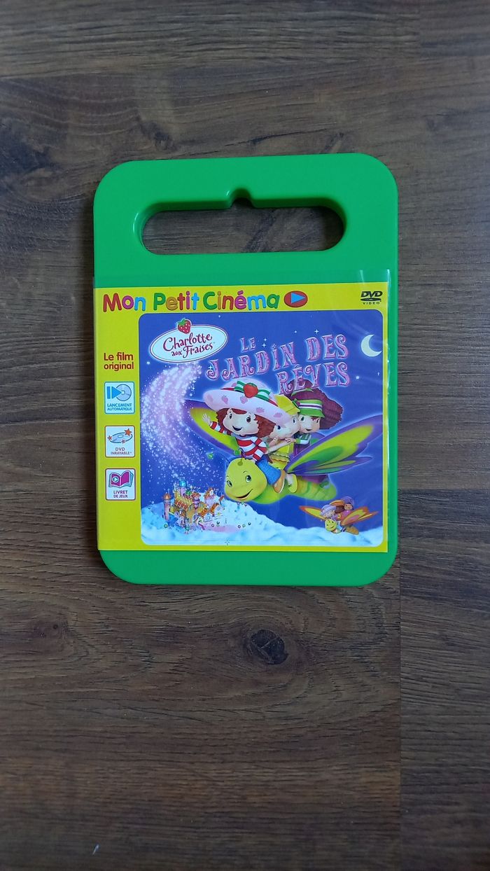 Charlotte aux Fraises le jardin des rêves