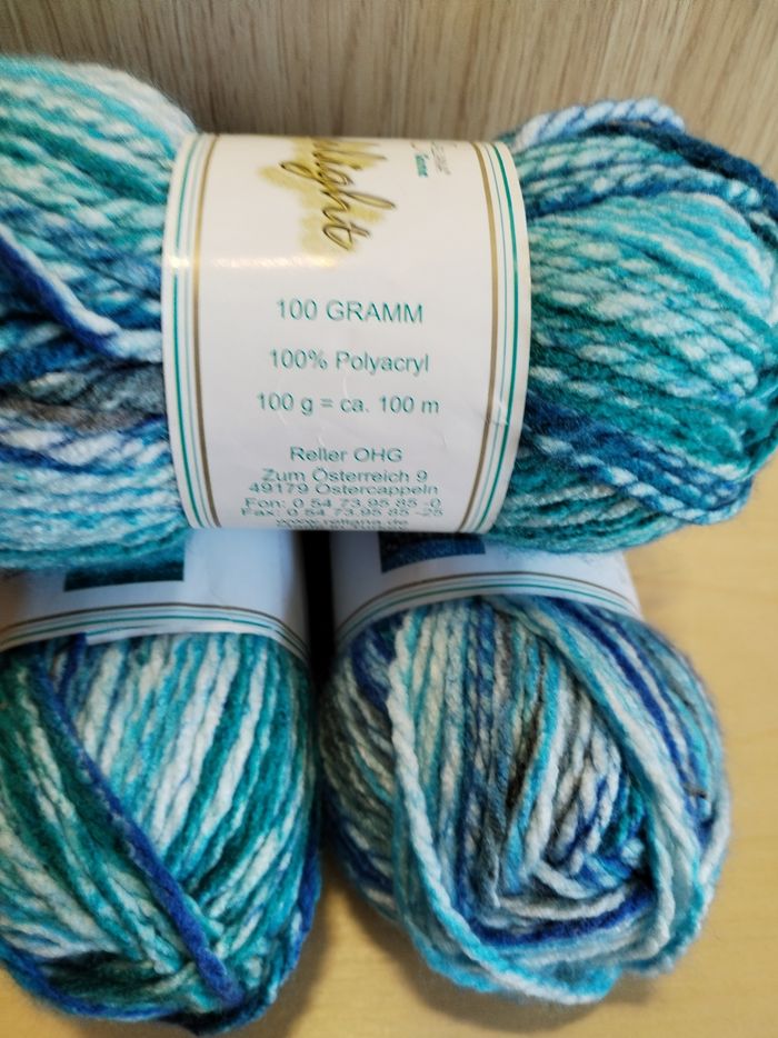 Lot de 3 pelotes de laine dégradé bleu turquoise blanc - photo numéro 3