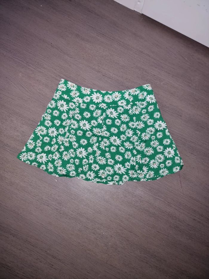 Jupe verte fleuri