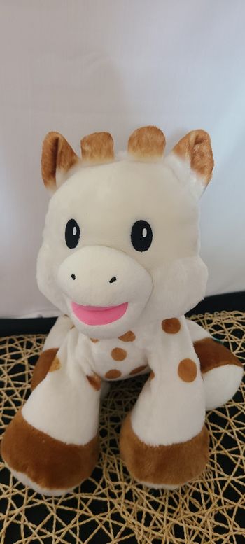PELUCHE MAXI SOPHIE 35 CM - SOPHIE LA GIRAFE