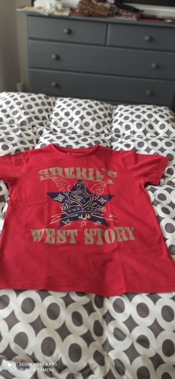 T shirt rouge 10 ans