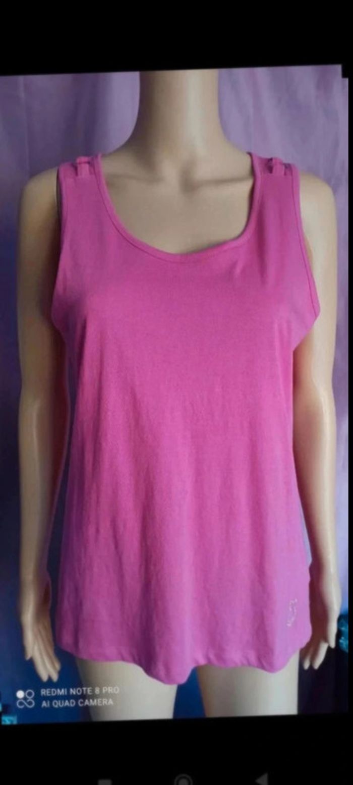Débardeur  rose  taille  2
